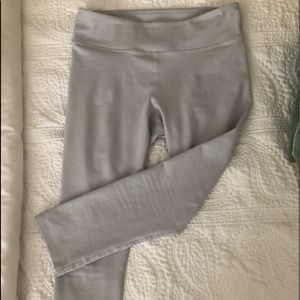 Fabletics crop leggings